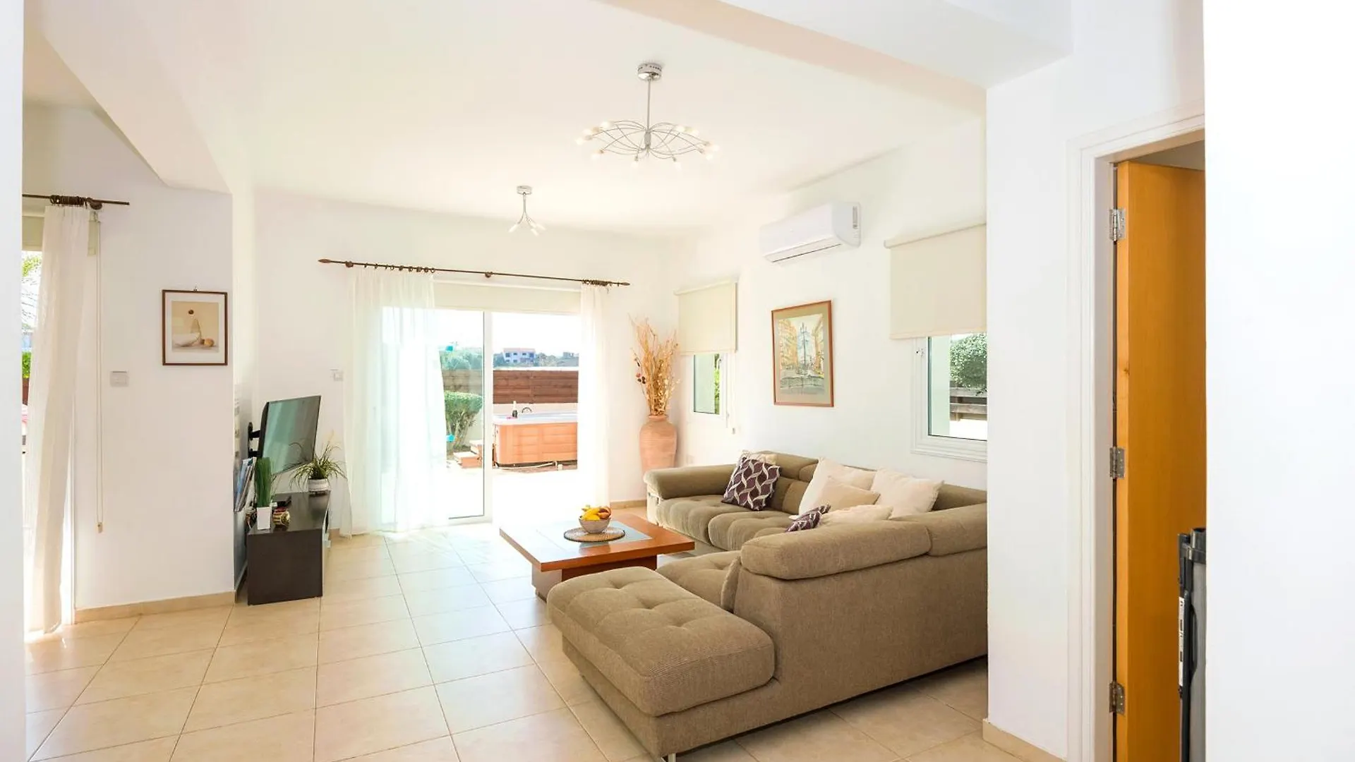 Villa Ivy Protaras